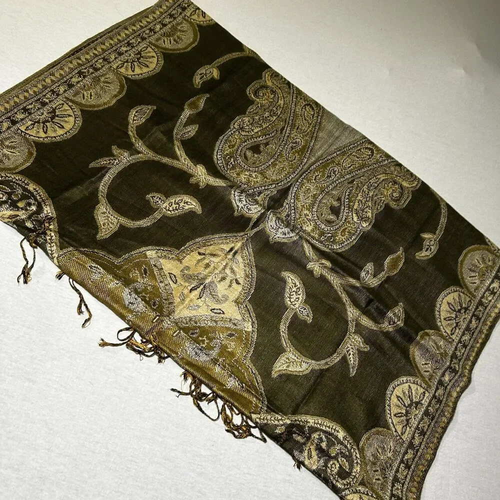 100% Pashmina Cashmere Wrap Scarf in Green Reversible Print with Fringe
